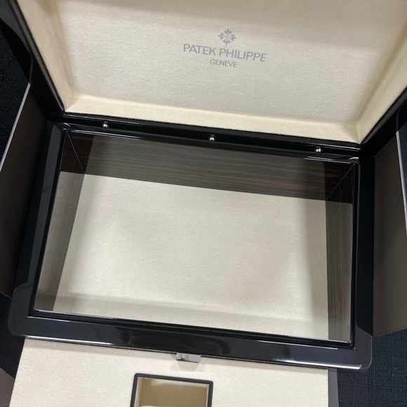 Patek watch box - Picture 4 of 4